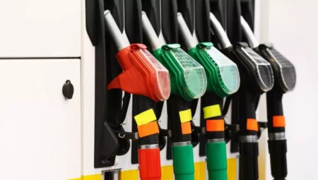 AKARYAKIT FİYATLARI 9 NİSAN 2025 ŞİMDİKİ: Motorin ne kadar? İstanbul, İzmir, Ankara akaryakıt, akaryakıt, motorin, LPG fiyatları düştü mü?