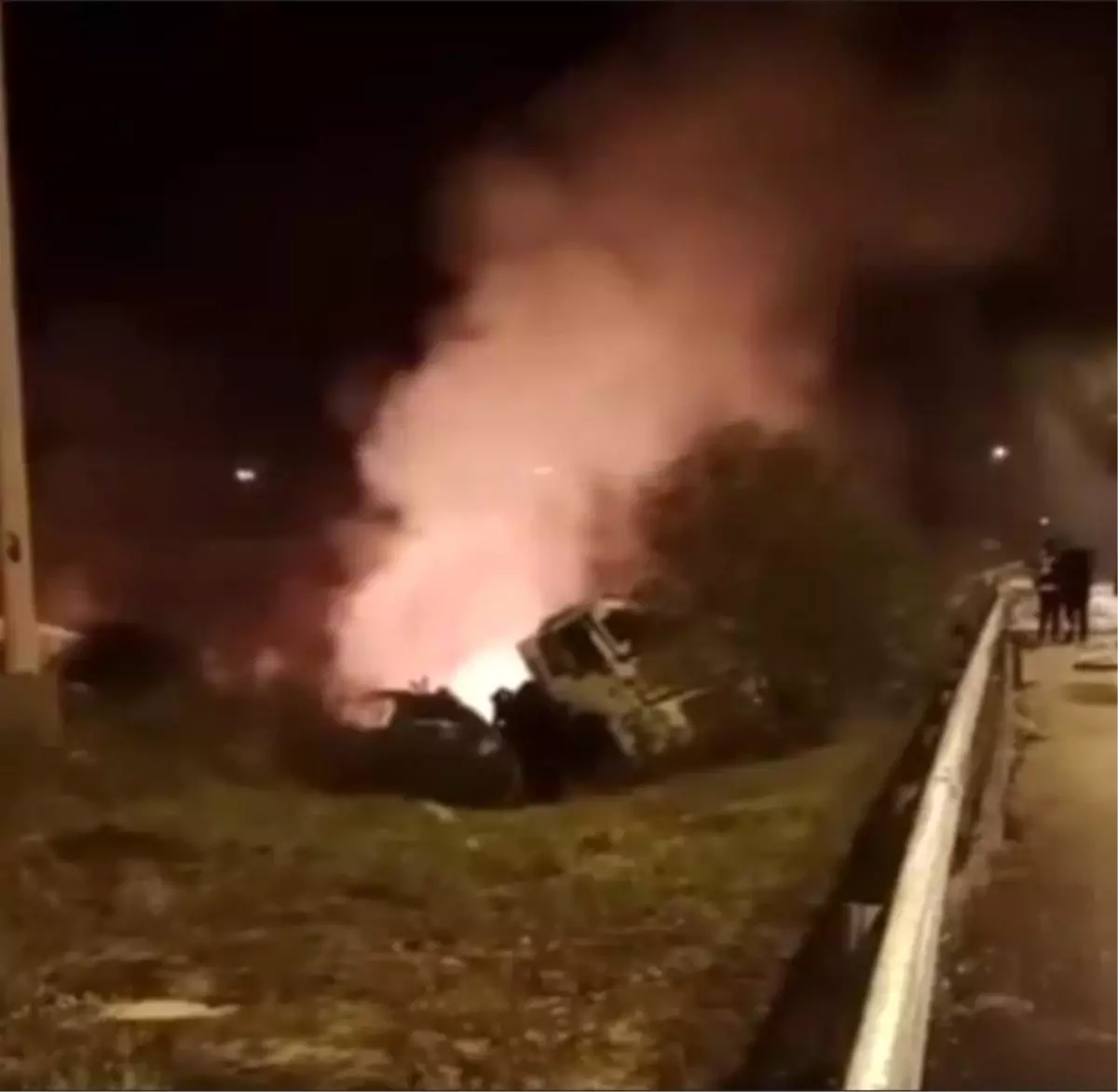 Osmaniye’de Tır ile Tankerin Çarpışması Sonucu Akaryakıt Yüklü Tanker Alev Aldı