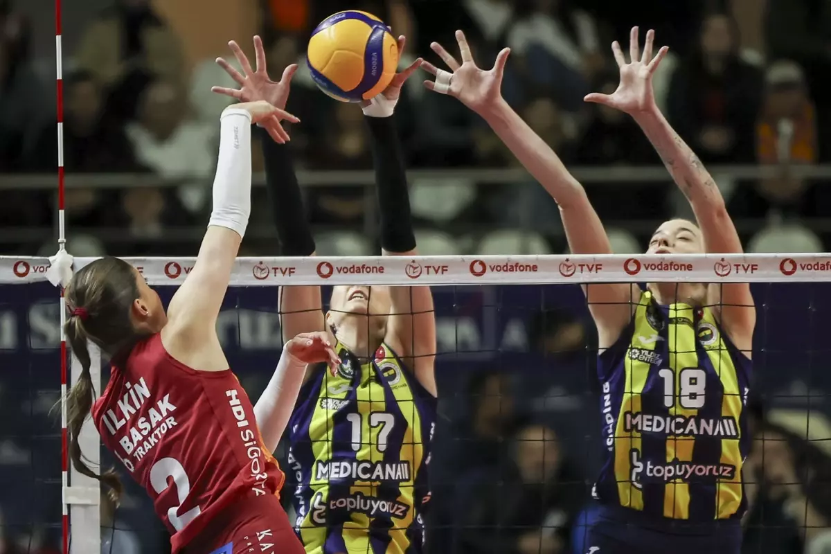 5.5 yıl sonra gelen galibiyet! Galatasaray, Fenerbahçe’yi devirdi
