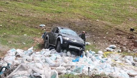 Adıyaman’da Kamyonet Şarampole Yuvarlandı: İki Yaralı