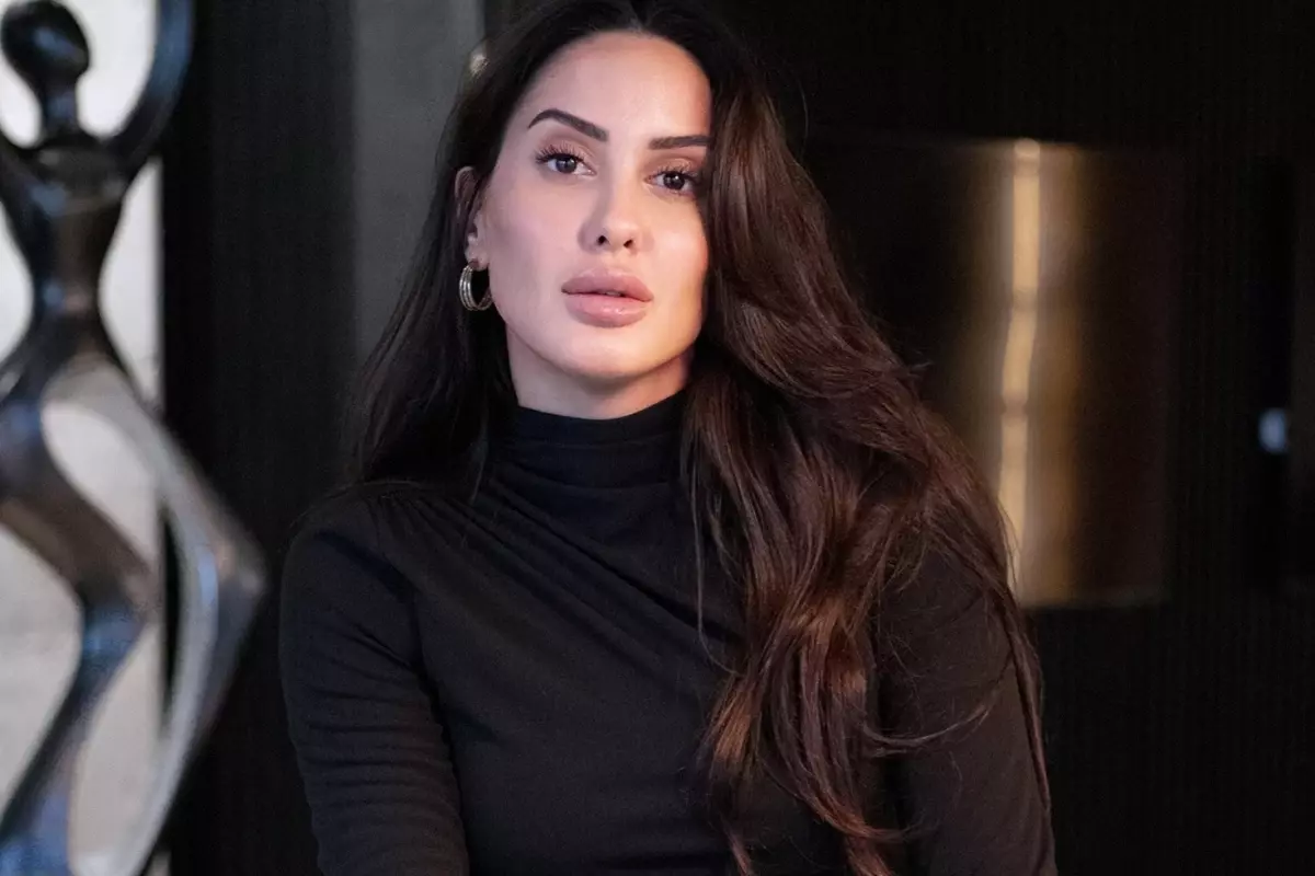 Anne olmak için gün sayıyor! Sahra Işık, karnı burnunda son halini paylaştı