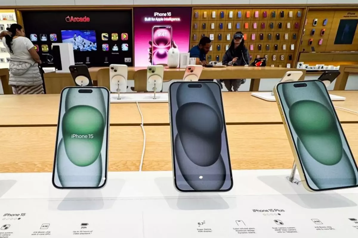 Apple, gümrük vergilerinden evvel Hindistan’dan ABD’ye 600 ton iPhone taşıdı