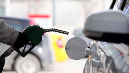 Araç sahiplerinin gözü pompada! Akaryakıta bir indirim daha geliyor