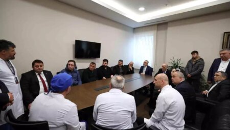 Bakan Işıkhan, Çayırhan Madeni’ndeki İş Kazasında Yaralananları Ziyaret Etti