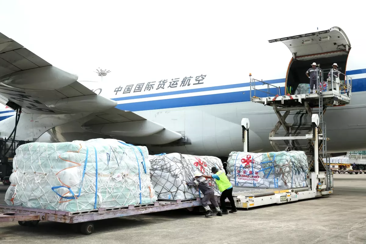 Çin’den Myanmar’a 91 Tonluk İnsani Yardım
