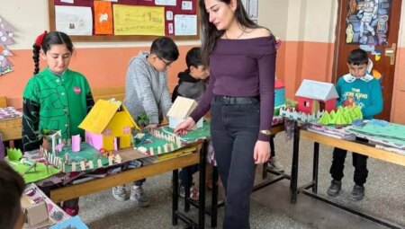 Diyadin’de Öğrencilerden Yapay Etraf Tasarımı Standı