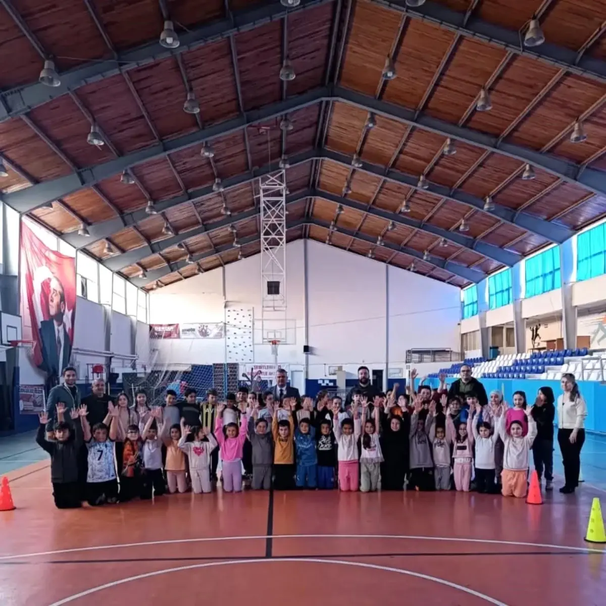 Gediz’de ‘Spora Birinci Adım’ Projesi İle Öğrenciler Sporla Tanışıyor