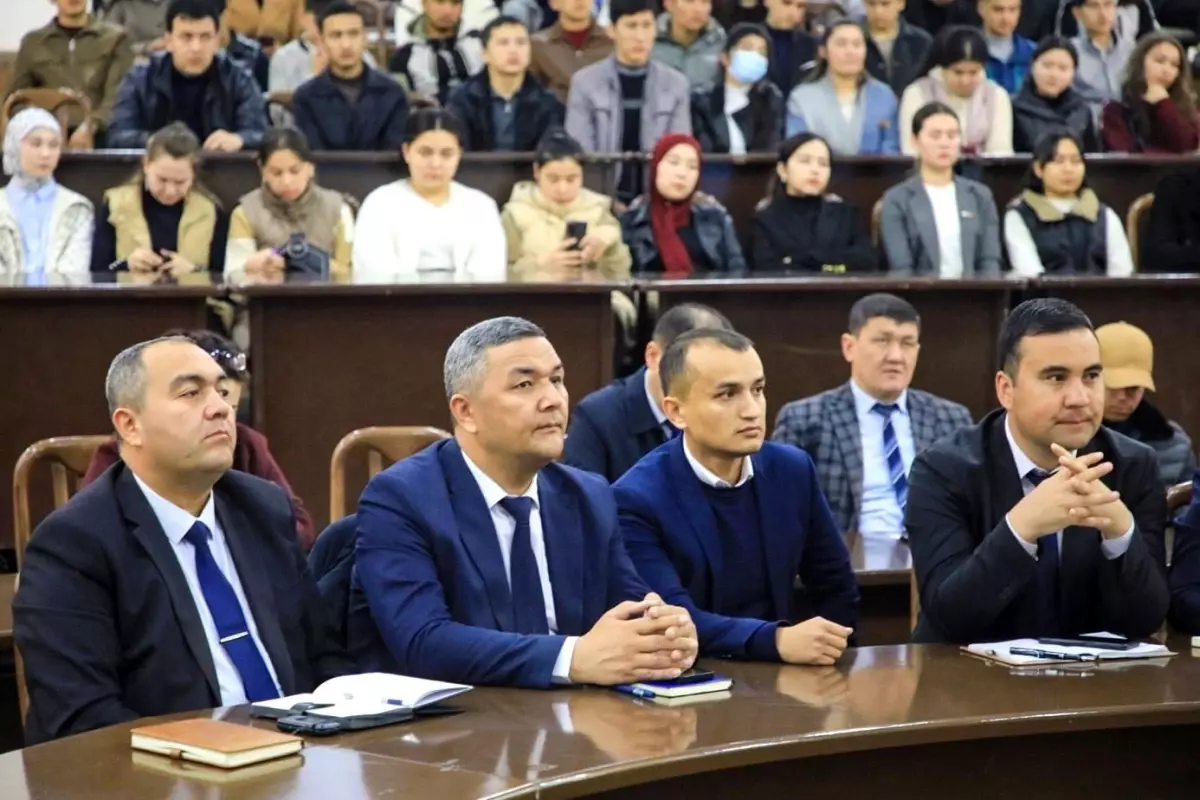 Özbekistan’da Yeni Kitap Tanıtımı: ‘Özbekistan: Devlet, Toplum ve Göç’