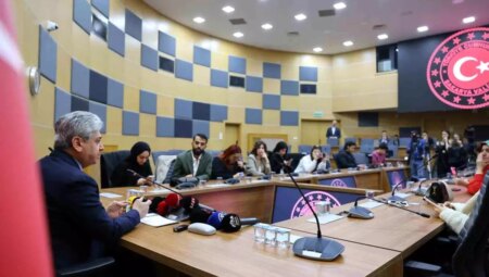 Sakarya Valisi, Ferdi Silahlanma Talebinde Yüzde 90 Düşüş Sağlandığını Açıkladı