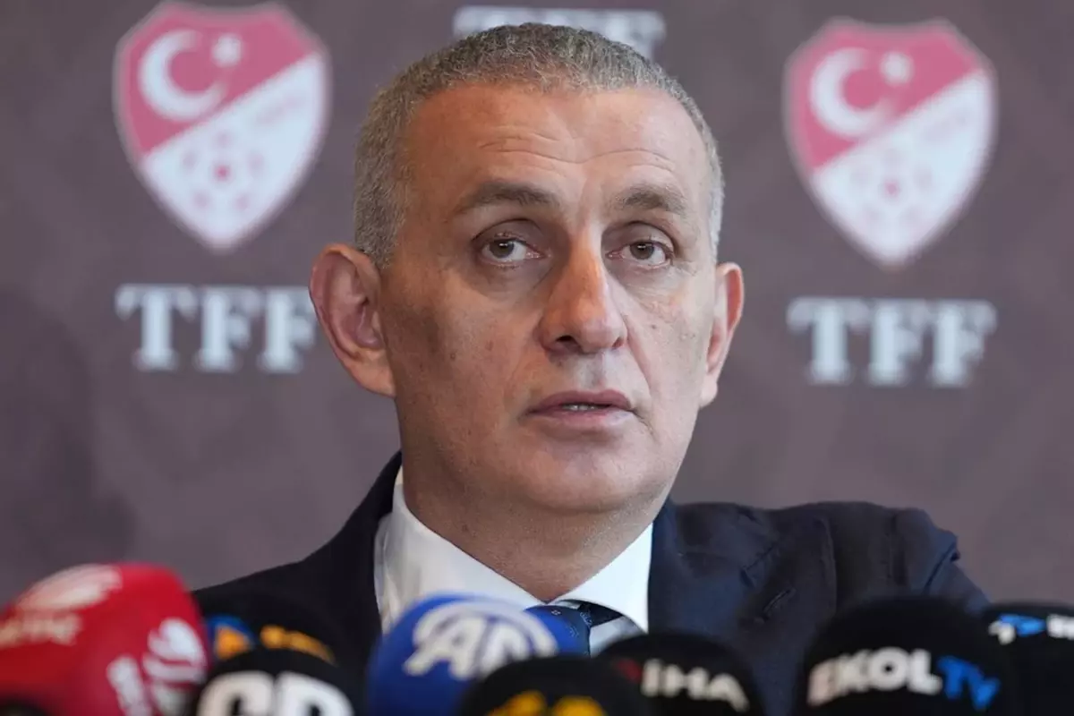 Trabzonsporlu taraftarlar, TFF Başkanı İbrahim Hacıosmanoğlu’nun kulüpten ihraç edilmesini istiyor