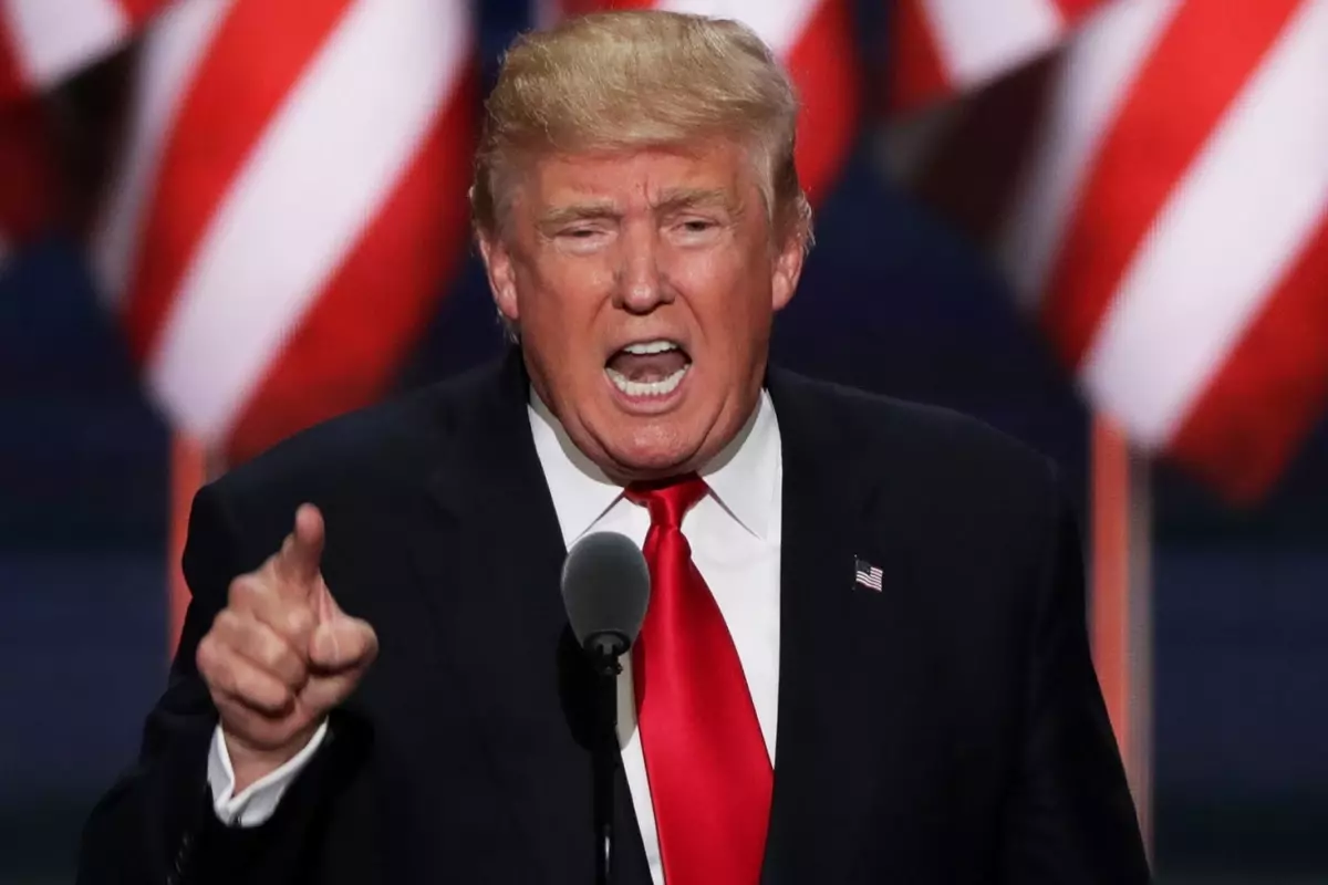 Trump dünyaca ünlü şirketi tehdit etti: Bunu yapmazsan yüzde 100 vergi ödersin