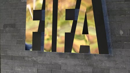 Türk futboluna büyük darbe! FIFA’dan 8 kulübe transfer yasağı