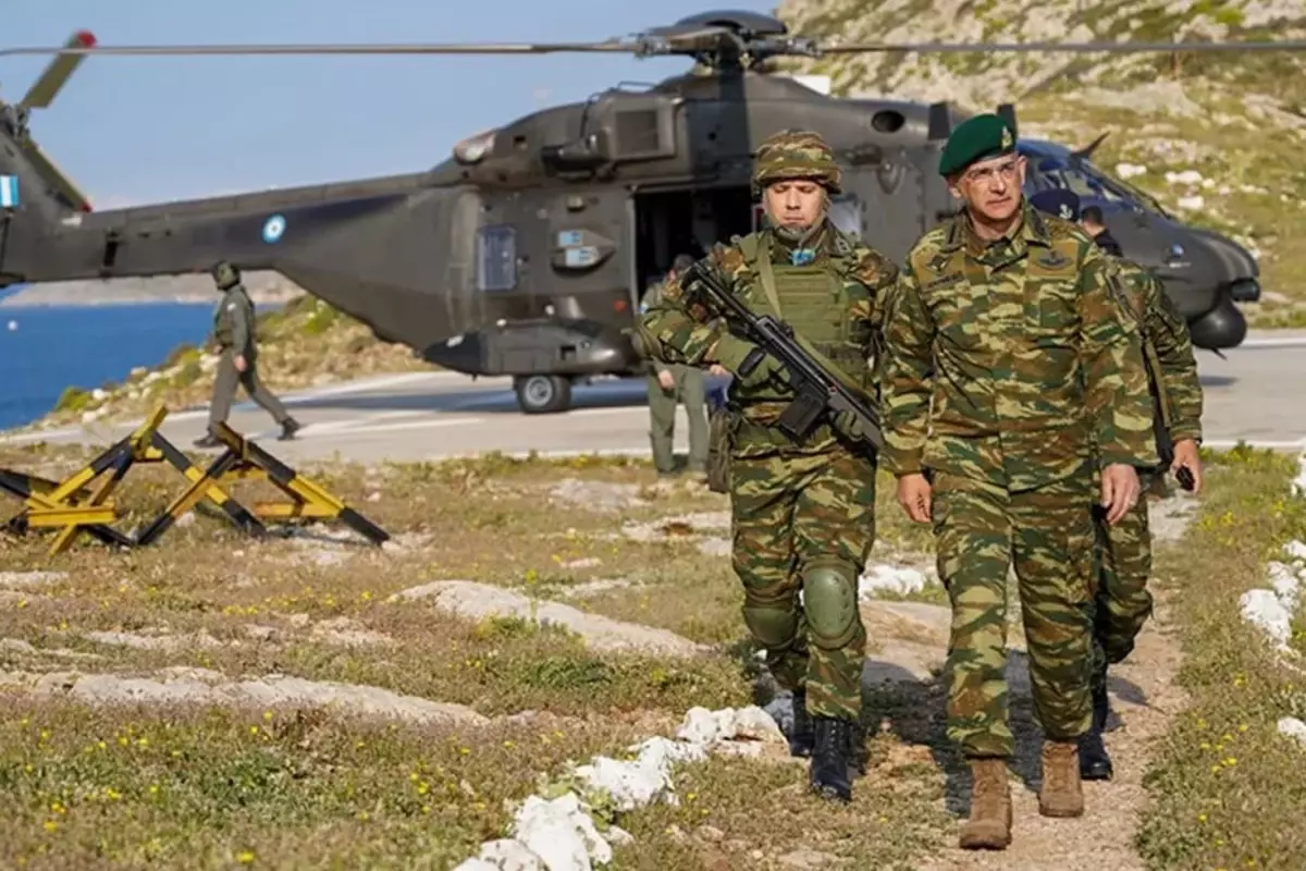 Yunan Genelkurmay Başkanı Dimitri’den skandal meydan okuma