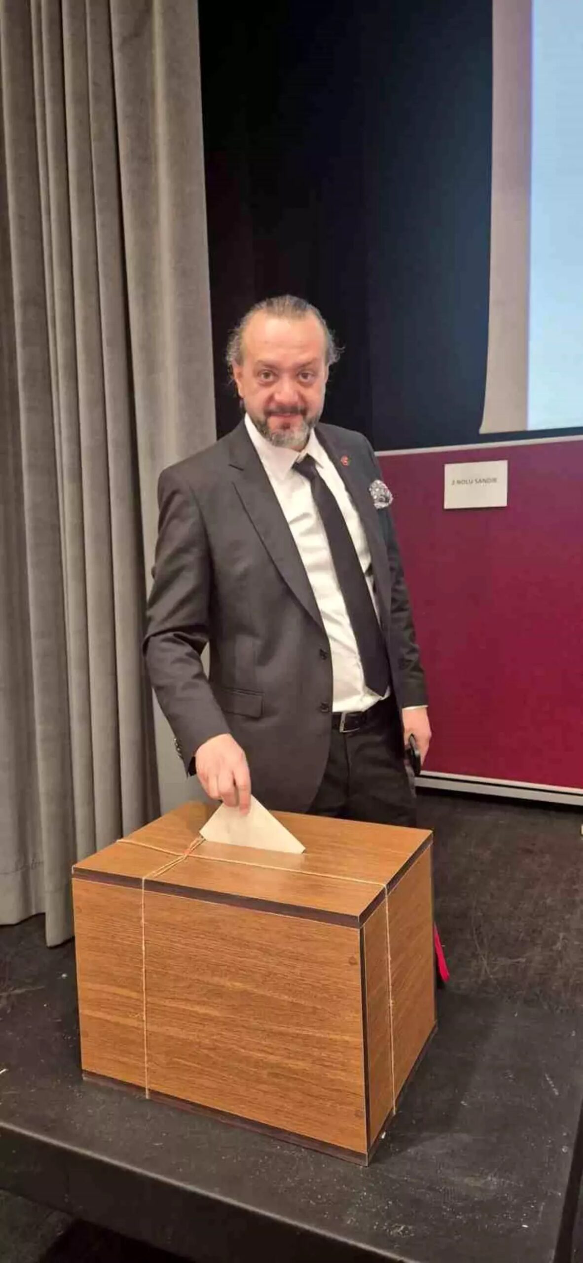 Ersen Küçük, Trabzon Gazeteciler Cemiyeti Başkanlığına Yine Seçildi