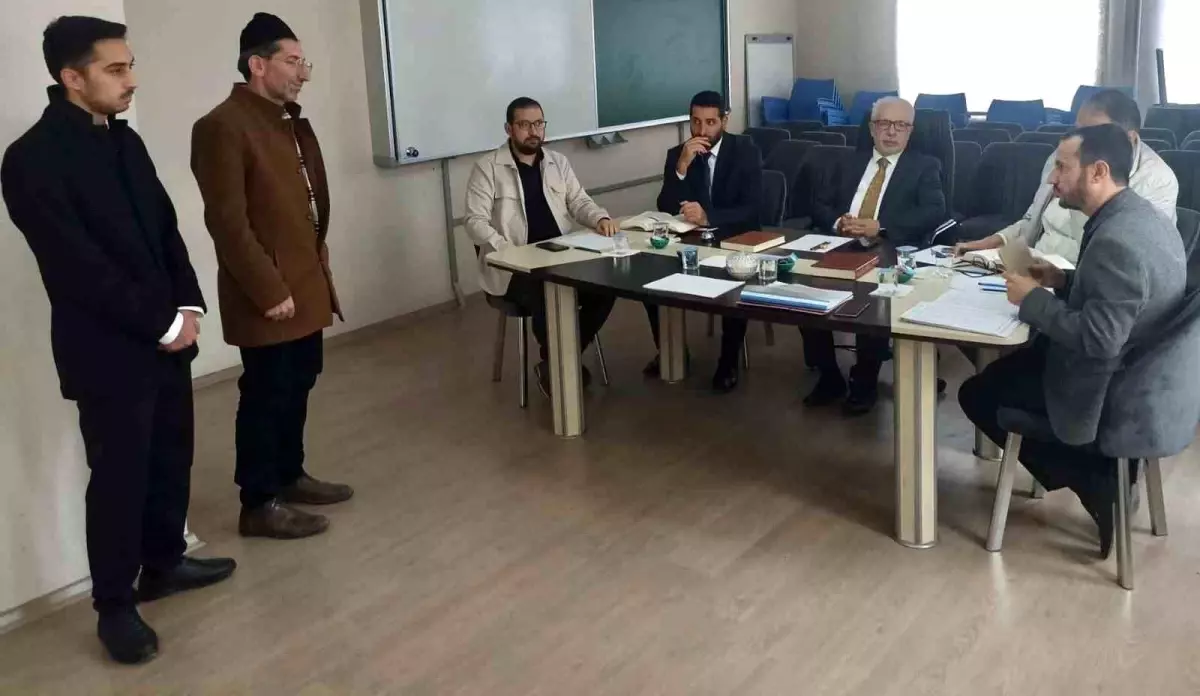 Siirt’te Hafızlık ve Kur’an-ı Kerim Okuma Yarışı Düzenlendi