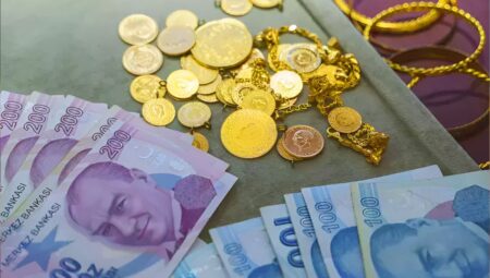 Altın fiyatları rekor fiyatın akabinde gevşedi
