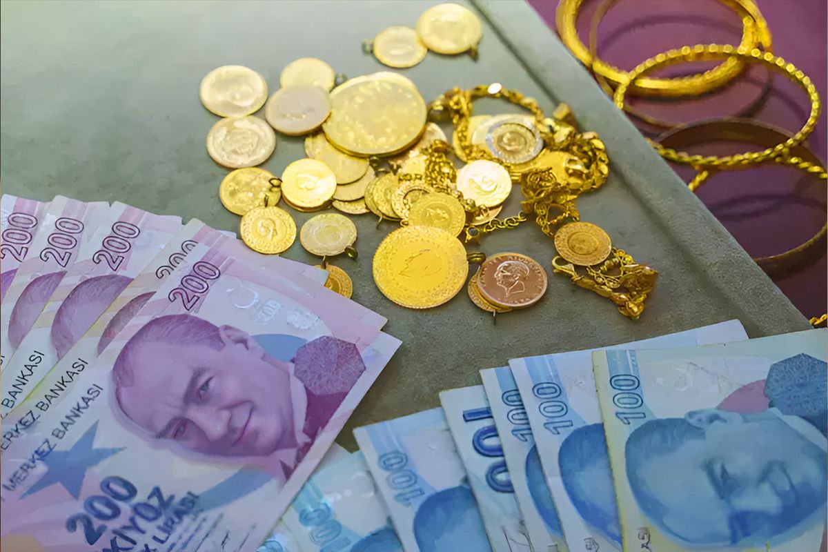 Altın fiyatları rekor fiyatın akabinde gevşedi