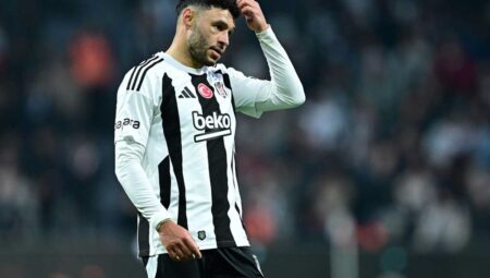 Beşiktaş, RAMS Başakşehir’e alanında 2-0 yenildi