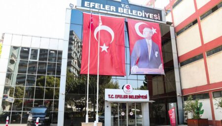 CHP’li Efeler Belediyesi işçi maaşlarını ödeyemeyeceğini açıkladı
