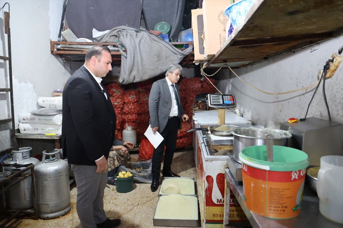 Döner imalathanesinde mide bulandıran manzaralar