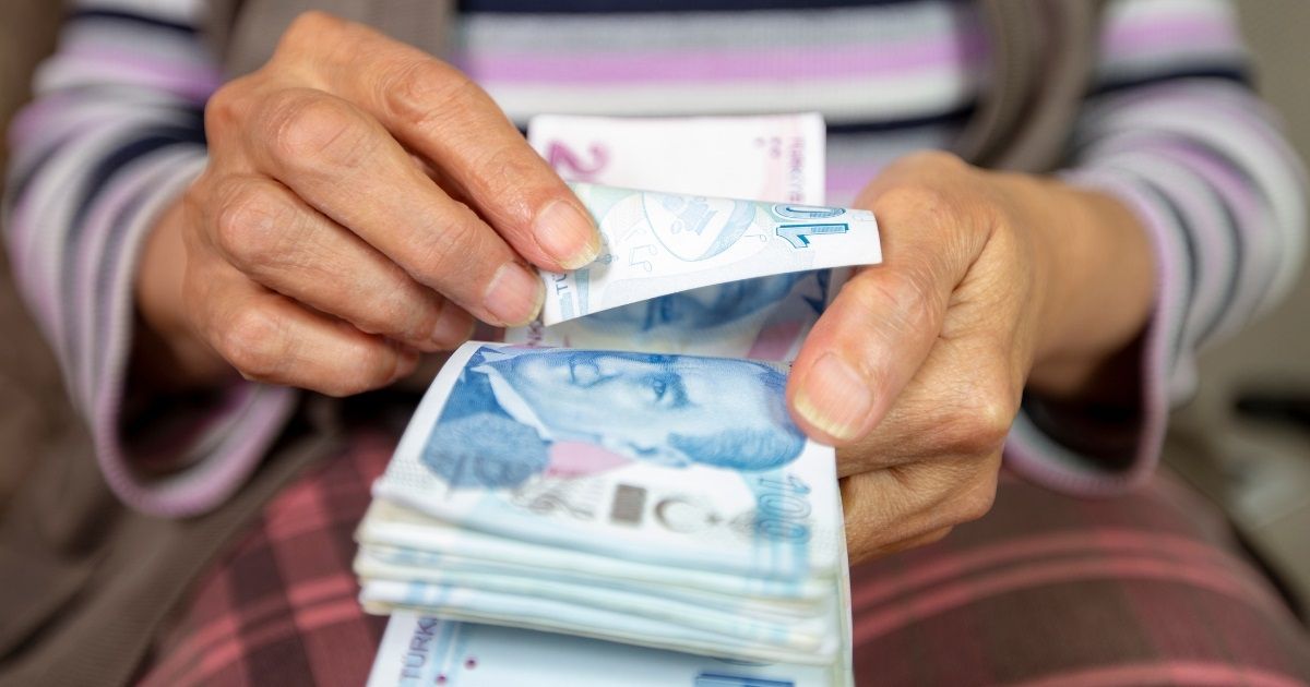 EMEKLİ ARTIRIM ORANLARI! 2025 Emekli orta artırımı muhakkak oldu mu? En düşük emekli maaşı ne kadar olacak?