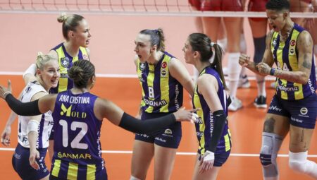 Fenerbahçe, Galatasaray’ı devirdi