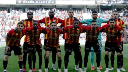 Kayserispor galibiyete sevinemedi! 5 futbolcusu Fenerbahçe maçında oynayamayacak