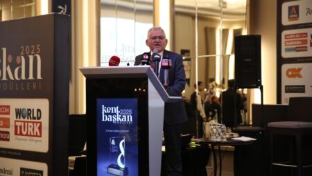 Lider Büyükkılıç: Yapay zekâ projeleriyle mükafata layık görülmek gurur verici