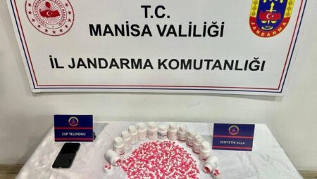 Manisa’da Jandarma Operasyonu: 1108 Sentetik Ecza Hapı Ele Geçirildi
