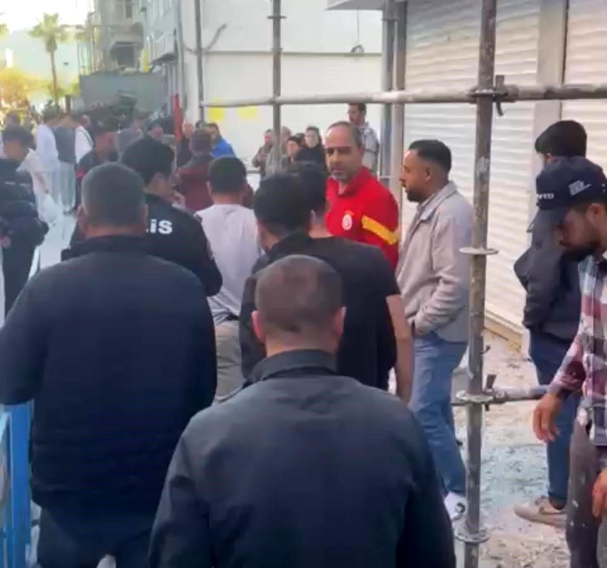 Marmaris’te İş Kazası: Bir Emekçi İskeleden Düştü