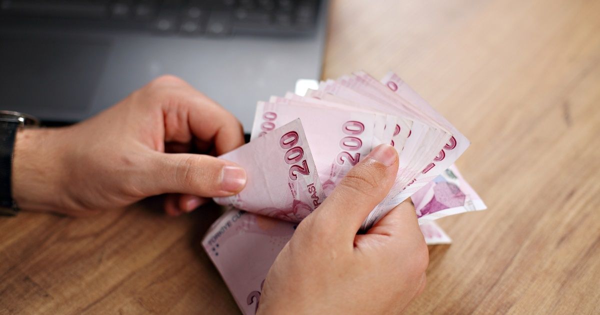 MEMUR ARTIRIM ORANLARI! 2025 Memur orta artırımı belirli oldu mu? En düşük memur maaşı ne kadar olacak?