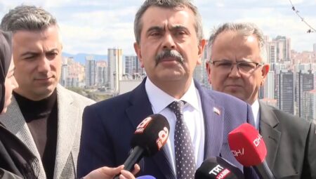 Milli Eğitim Bakanı Tekin: Okullardaki protestoları politik görüyorum
