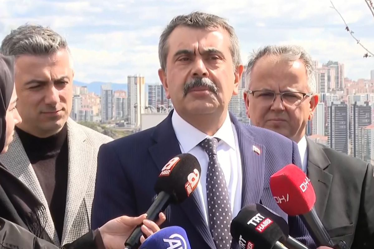 Milli Eğitim Bakanı Tekin: Okullardaki protestoları politik görüyorum