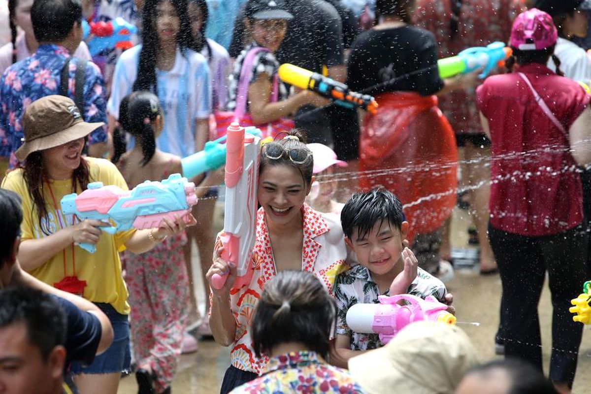 Tayland’da Klasik Yeni Yıl Kutlaması: Songkran Şenliği