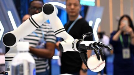 137. Kanton Fuarı Başladı: 30.000 İhracatçı Katıldı