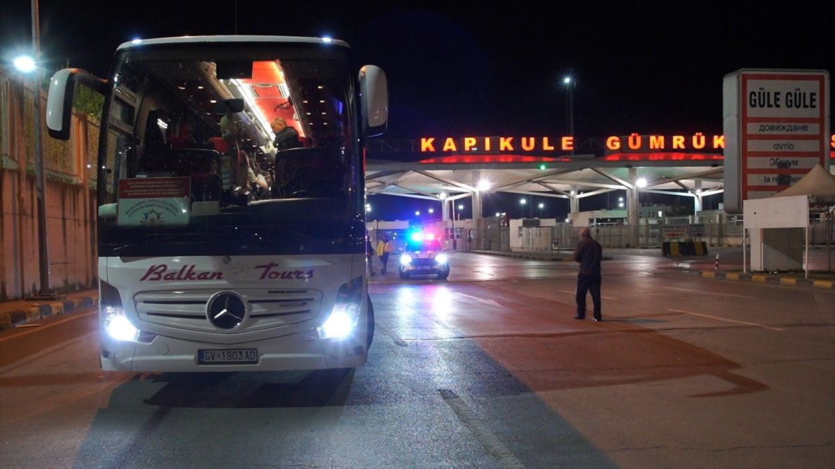47. Memleketler arası 23 Nisan Çocuk Şenliği’ne Katılacak Çocuklar Türkiye’ye Gelmeye Başladı