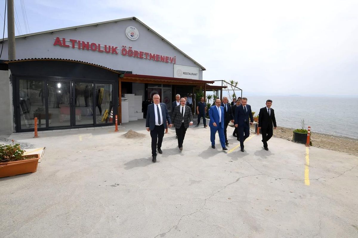 Balıkesir Valisi İsmail Ustaoğlu Edremit’te İncelemelerde Bulundu