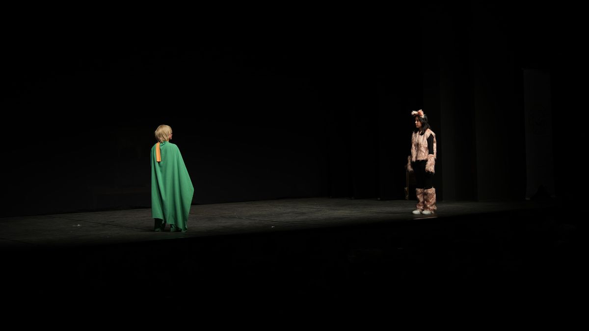 Çocuklar Birinci Tiyatro Performanslarını Sergiledi