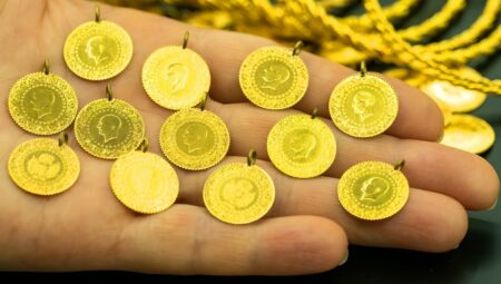 Dolar/TL, Yükselişle 38,1560 Düzeyinden Süreç Görüyor