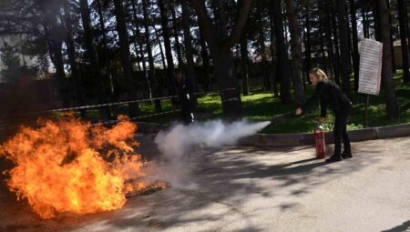 Eskişehir’de İşçi Yangın Güvenliği Eğitimi Aldı