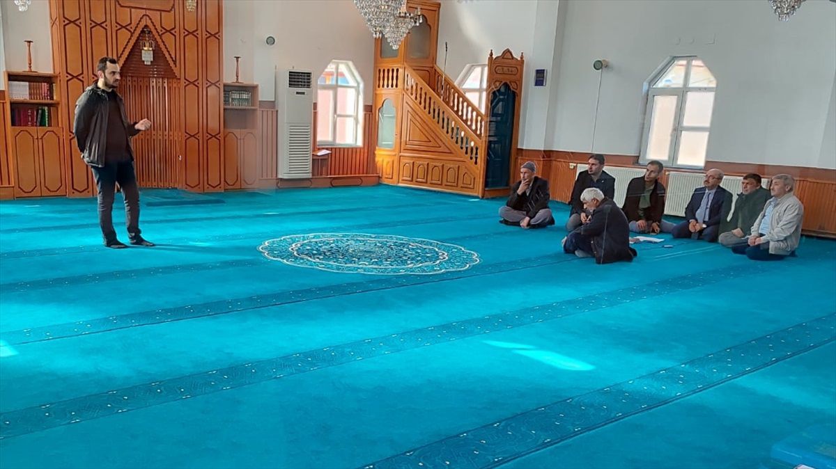 Hacı Adaylarına Temel Sıhhat Bilgileri Semineri