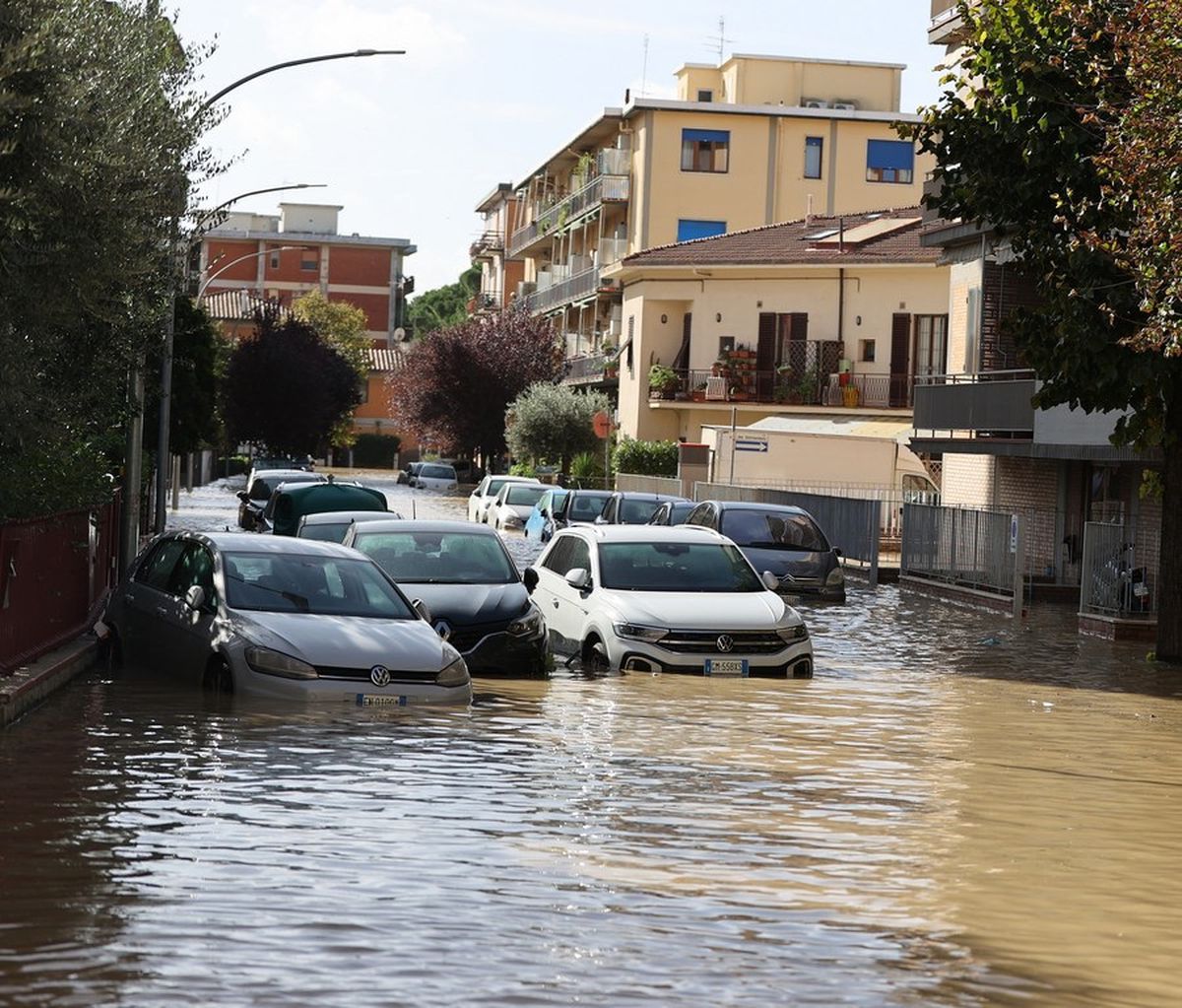 İtalya’nın Piyemonte Bölgesi’nde Çok Yağışlar Sele Neden Oldu