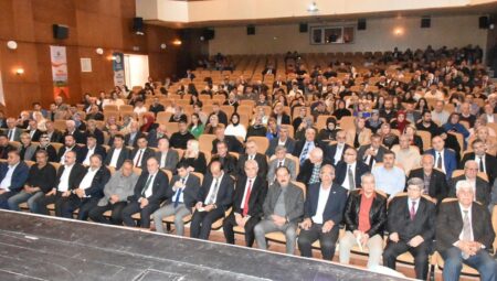Malatya’da Turgut Özal ve Hamit Fendoğlu Anma Programı Düzenlendi