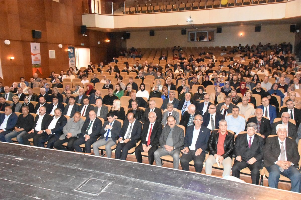 Malatya’da Turgut Özal ve Hamit Fendoğlu Anma Programı Düzenlendi