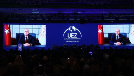 Mehmet Şimşek: Programımızı kararlılıkla uygulamaya devam edeceğiz