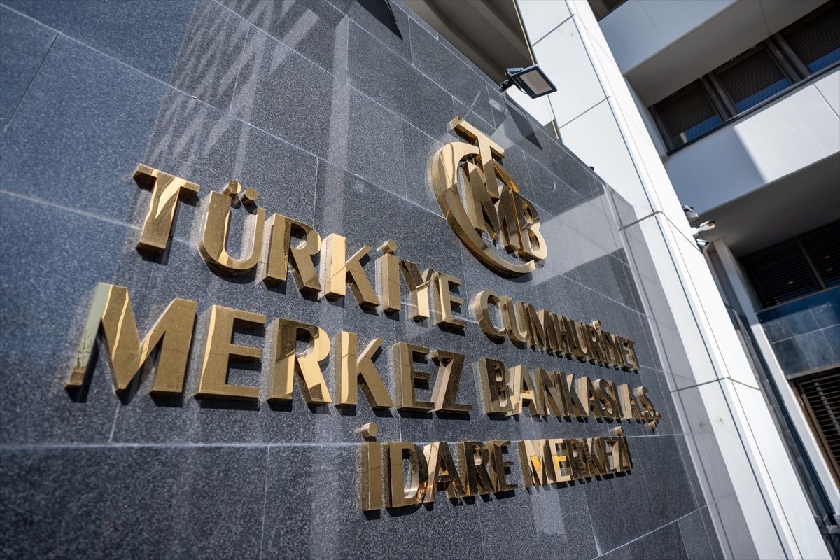 MERKEZ BANKASI FAİZ KARARI AÇIKLANDI! TCMB Nisan ayı faiz kararı ne oldu? Faiz düştü mü, arttı mı, sabit mi kaldı?