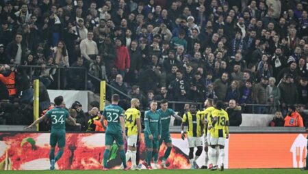 Sebebi Fenerbahçeliler! Anderlecht, taraftarlarına ceza yağdırdı