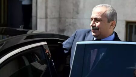 Sırrı Süreyya Lider hangi hastanede tedaviye ediliyor?