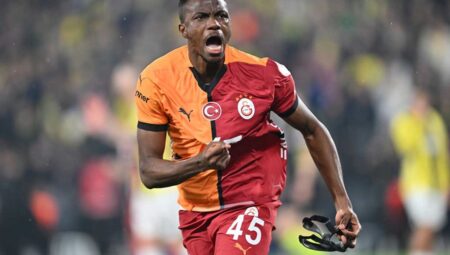Taraftarların ağzı kulaklarında! Osimhen transferinde Galatasaray’ı umutlandıran gelişme