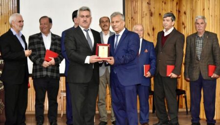 Tarsus’ta Emektar Din Görevlilerine Vefa Programı